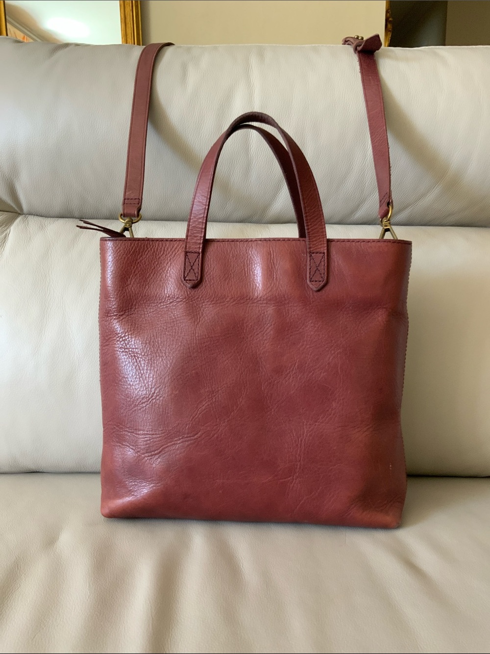 Madewell The Transport Crossbody in Dark Cabernet